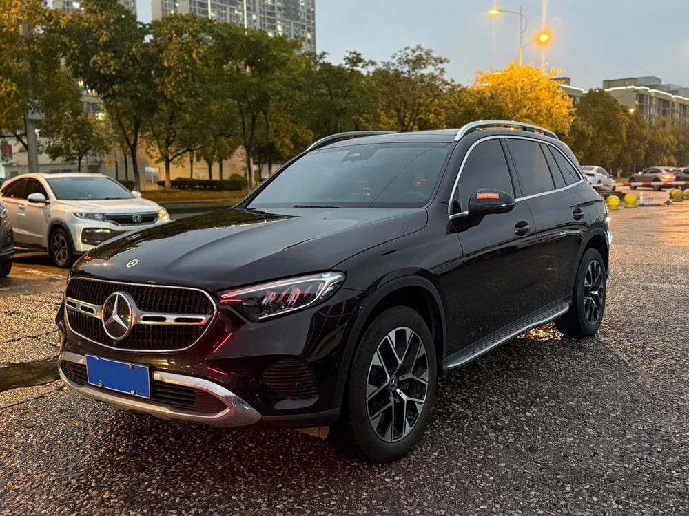 Mercedes-Benz Mercedes-Benz GLC