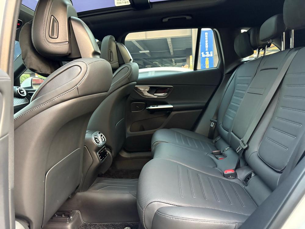 Mercedes-Benz Mercedes-Benz GLC