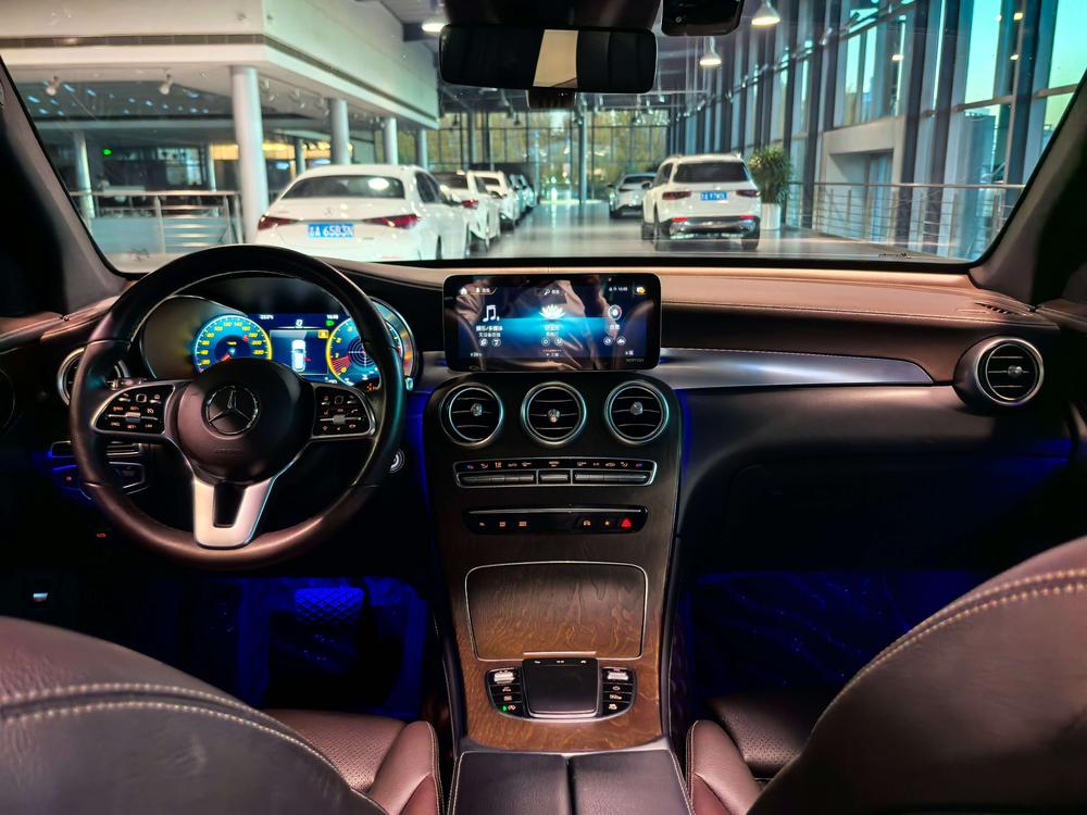 Mercedes-Benz Mercedes-Benz GLC