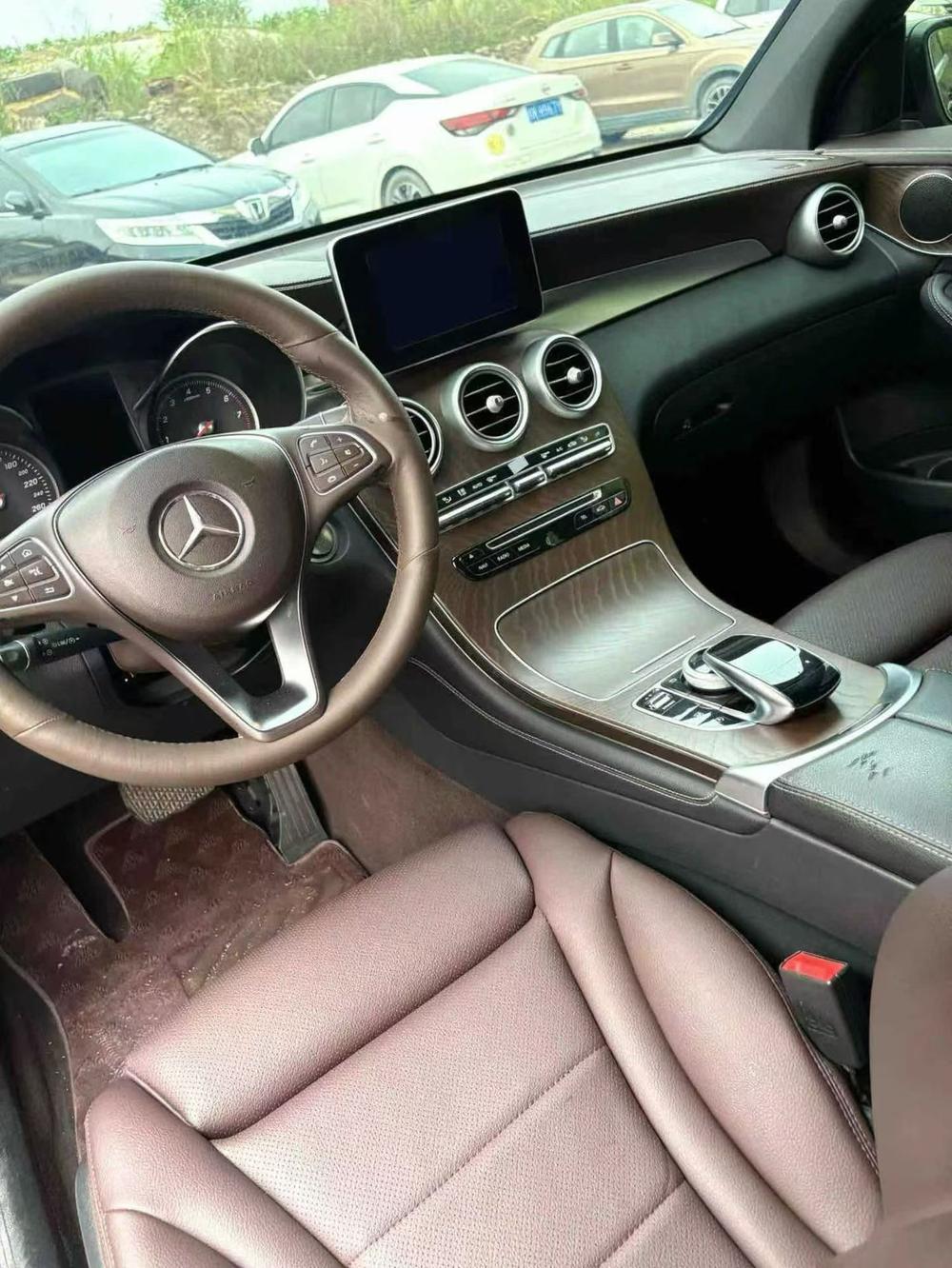 Mercedes-Benz Mercedes-Benz GLC