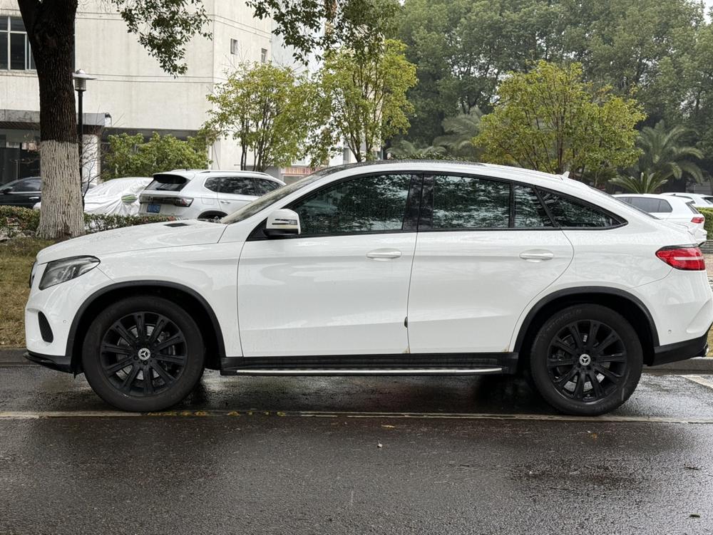 Mercedes-Benz Mercedes-Benz GLE Coupe
