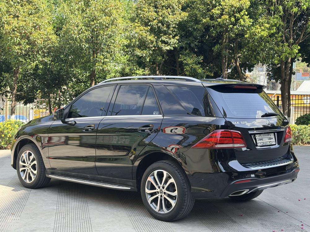 Mercedes-Benz Mercedes-Benz GLE (Import)