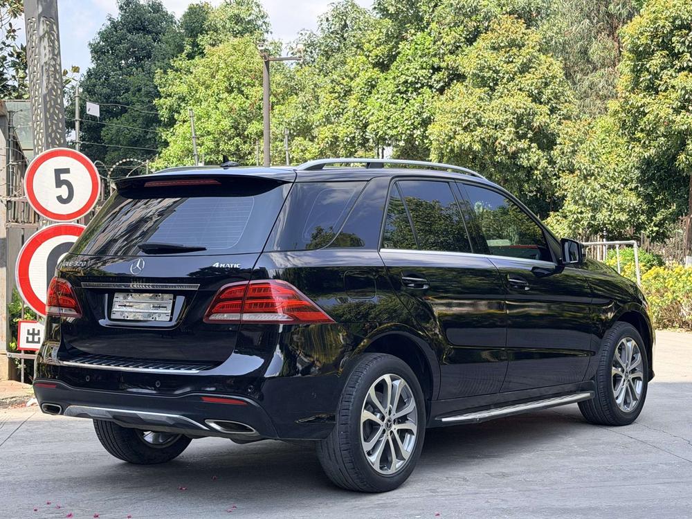 Mercedes-Benz Mercedes-Benz GLE (Import)