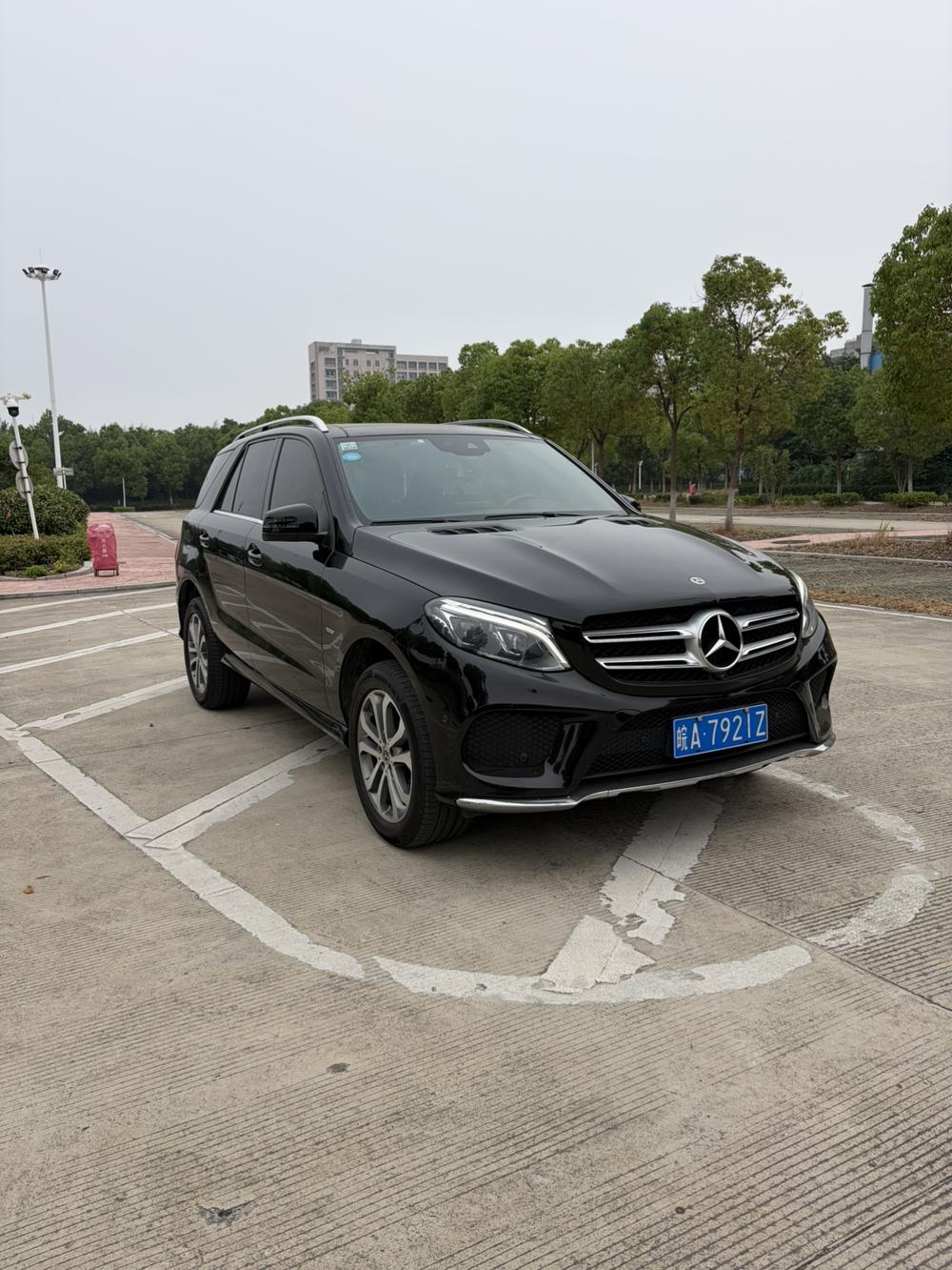 Mercedes-Benz Mercedes-Benz GLE (Import)