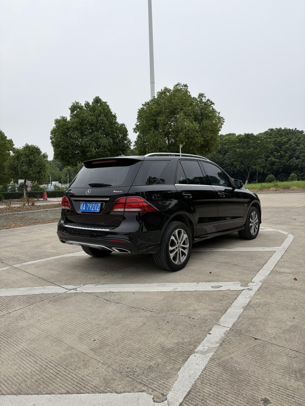 Mercedes-Benz Mercedes-Benz GLE (Import)