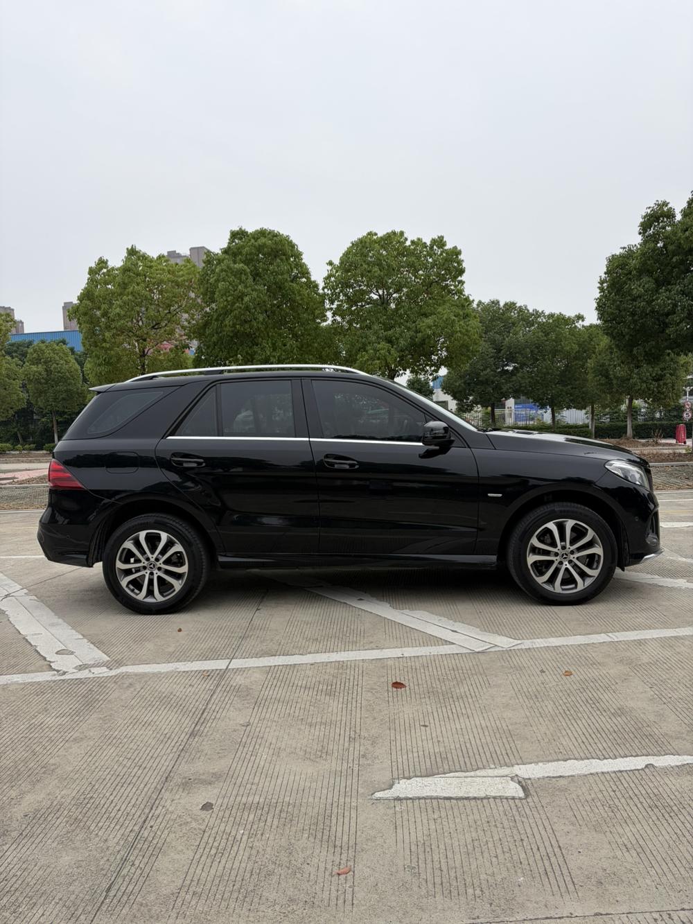 Mercedes-Benz Mercedes-Benz GLE (Import)
