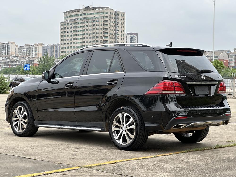 Mercedes-Benz Mercedes-Benz GLE (Import)
