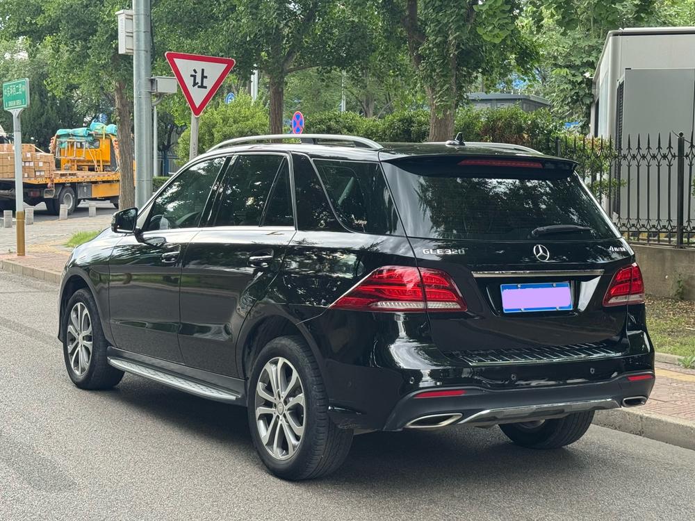 Mercedes-Benz Mercedes-Benz GLE (Import)