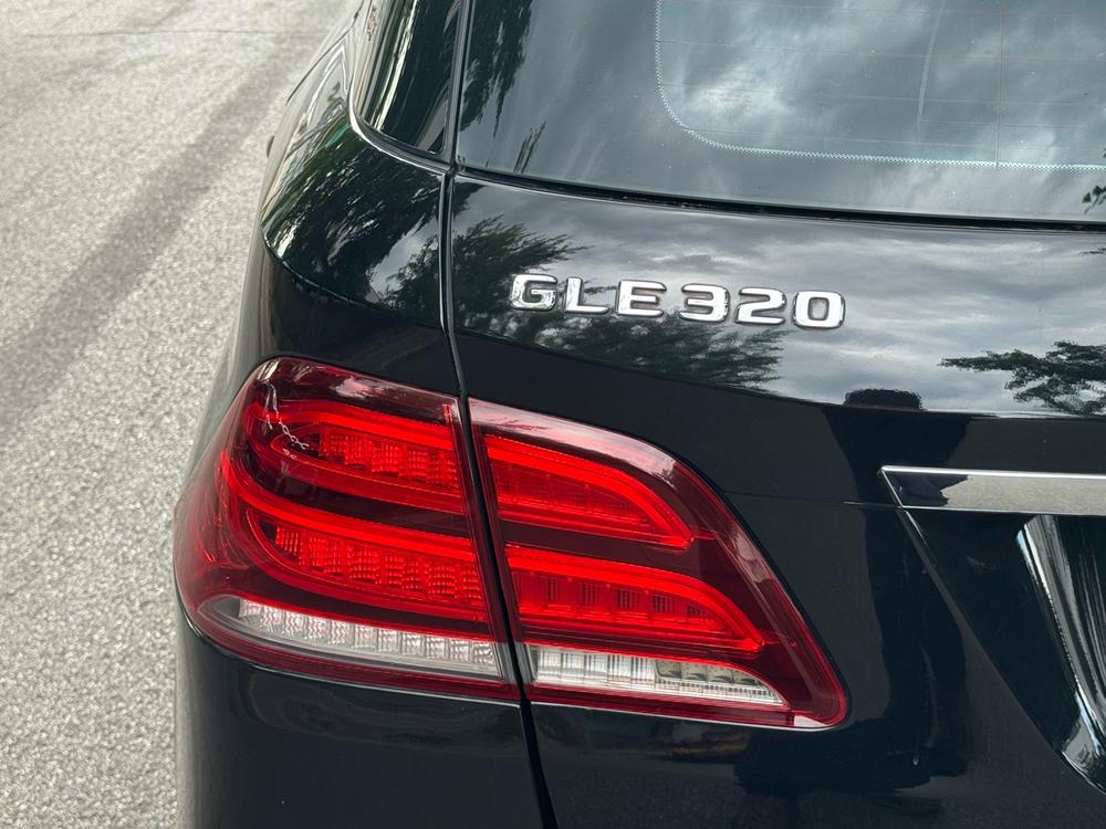 Mercedes-Benz Mercedes-Benz GLE (Import)