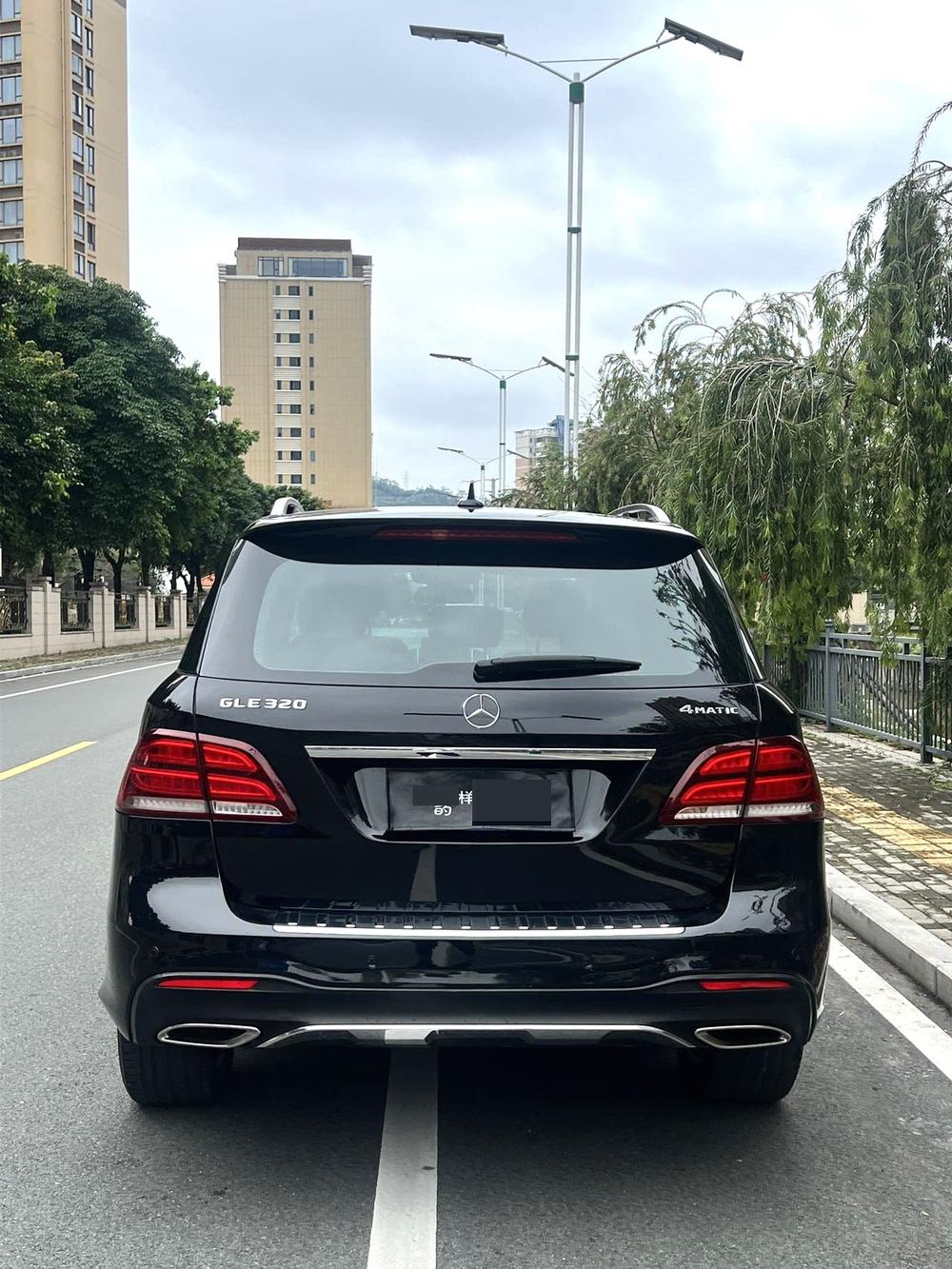 Mercedes-Benz Mercedes-Benz GLE (Import)