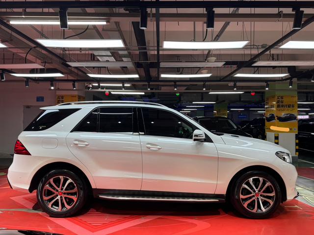 Mercedes-Benz Mercedes-Benz GLE (Import)