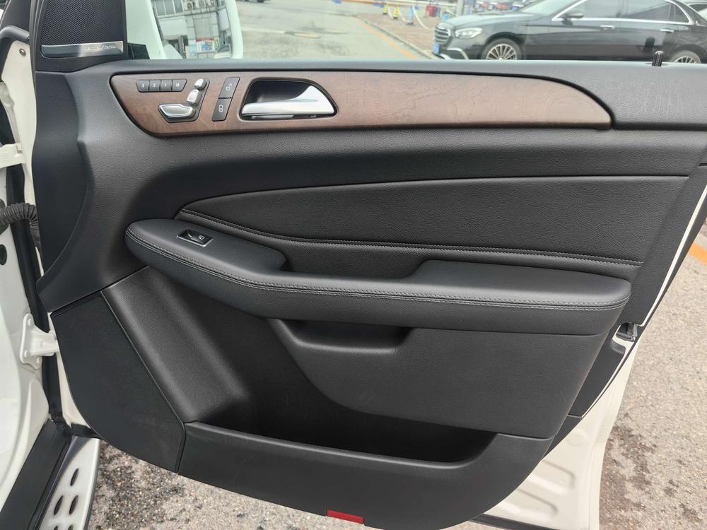 Mercedes-Benz Mercedes-Benz GLE (Import)