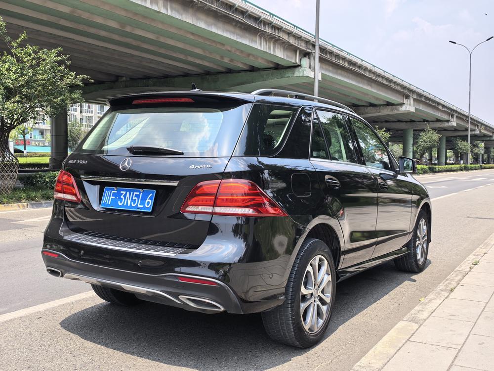 Mercedes-Benz Mercedes-Benz GLE (Import)