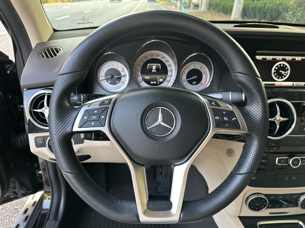 Mercedes-Benz Mercedes-Benz GLK-Class