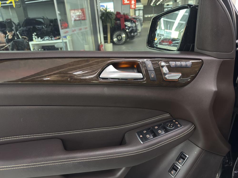 Mercedes-Benz Mercedes-Benz GLS