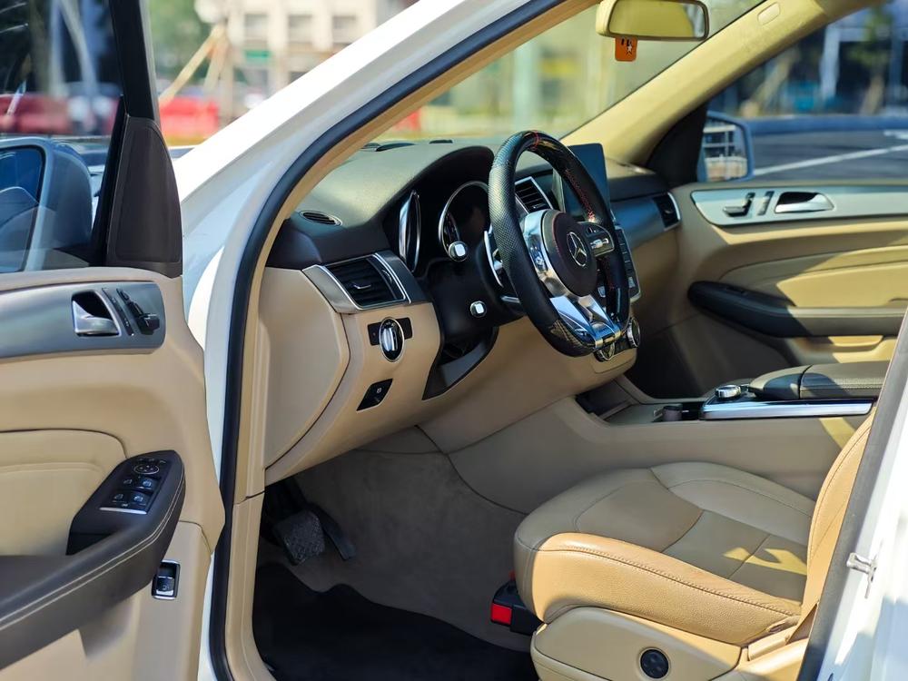 Mercedes-Benz Mercedes-Benz M-Class