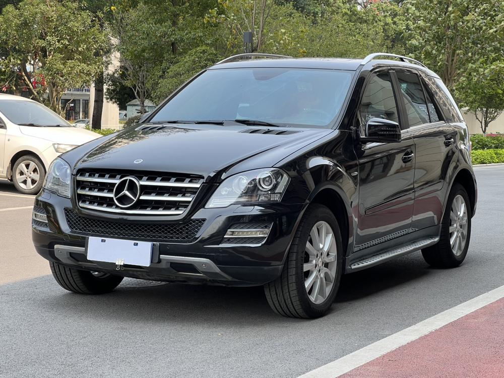 Mercedes-Benz Mercedes-Benz M-Class