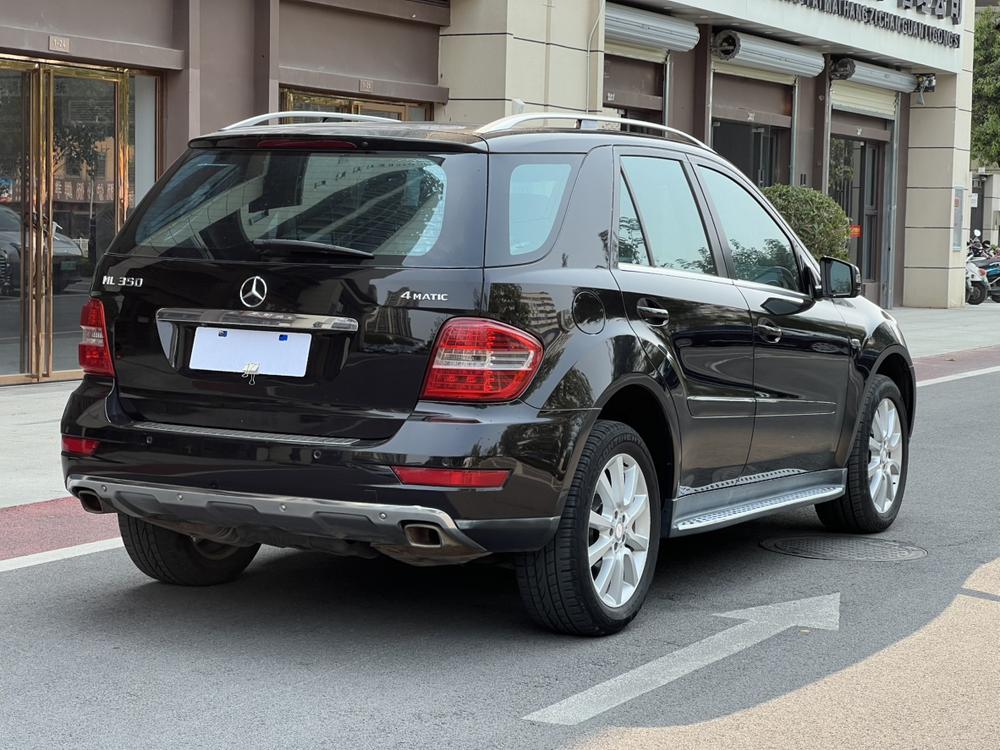 Mercedes-Benz Mercedes-Benz M-Class