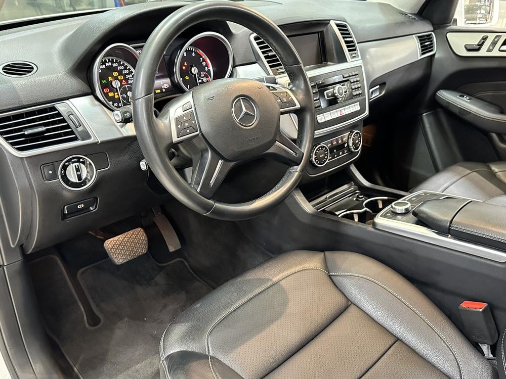 Mercedes-Benz Mercedes-Benz M-Class