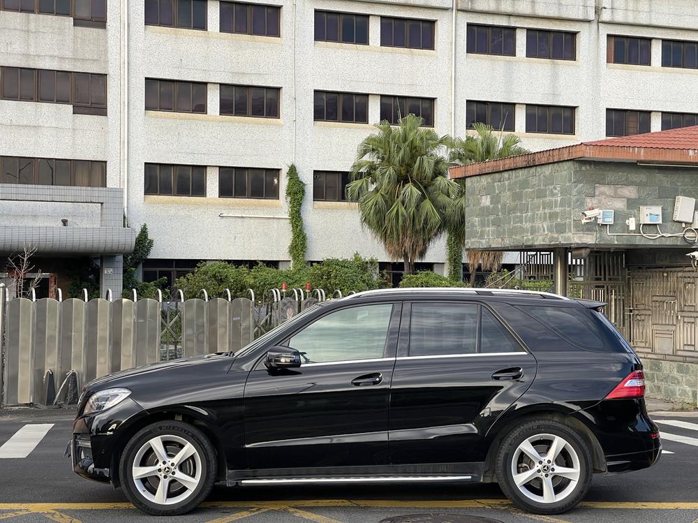 Mercedes-Benz Mercedes-Benz M-Class