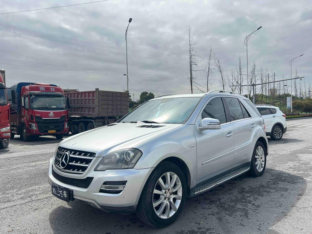Mercedes-Benz Mercedes-Benz M-Class