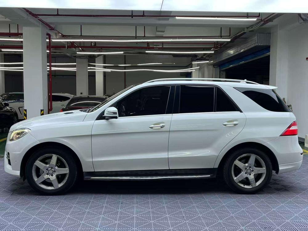 Mercedes-Benz Mercedes-Benz M-Class
