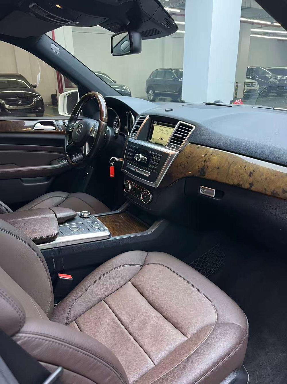 Mercedes-Benz Mercedes-Benz M-Class