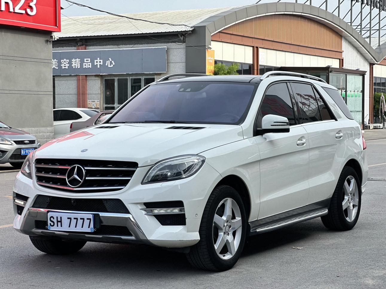 Mercedes-Benz Mercedes-Benz M-Class