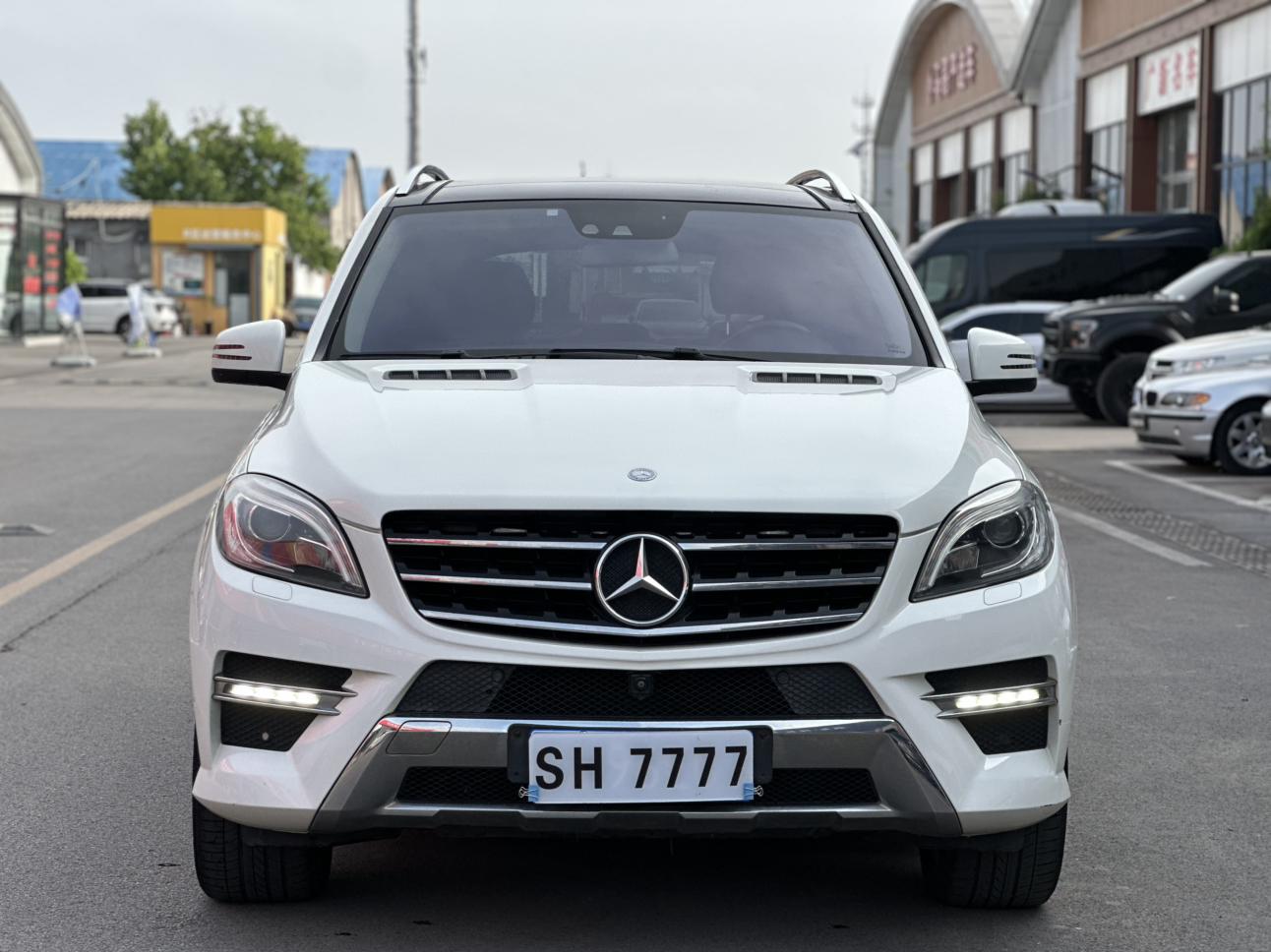 Mercedes-Benz Mercedes-Benz M-Class