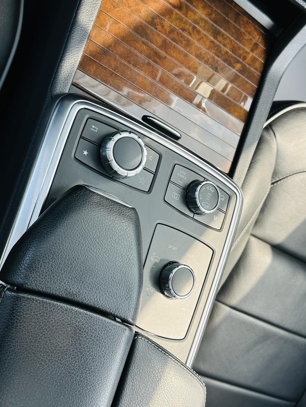 Mercedes-Benz Mercedes-Benz M-Class