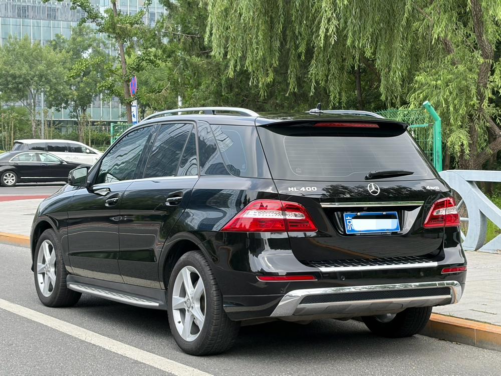 Mercedes-Benz Mercedes-Benz M-Class