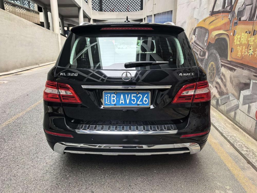Mercedes-Benz Mercedes-Benz M-Class
