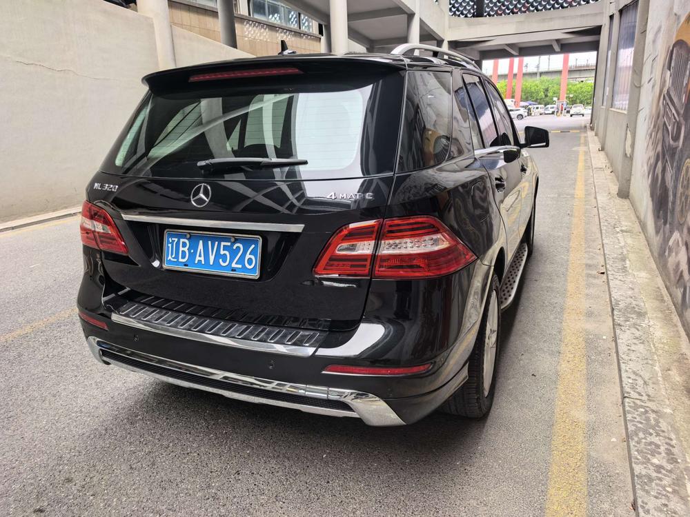 Mercedes-Benz Mercedes-Benz M-Class