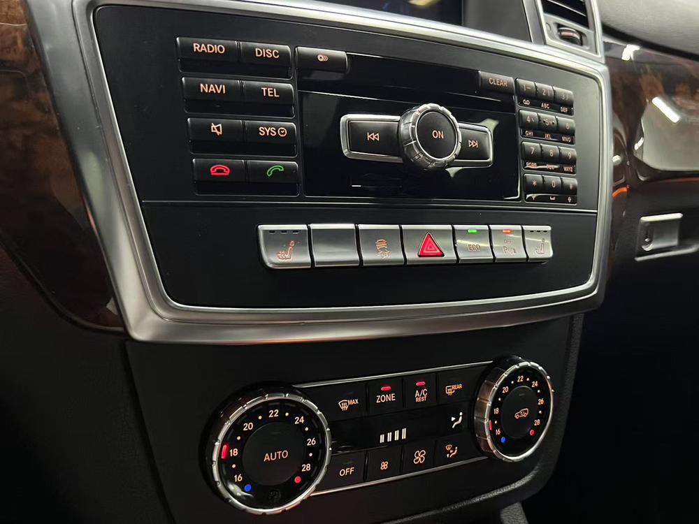 Mercedes-Benz Mercedes-Benz M-Class