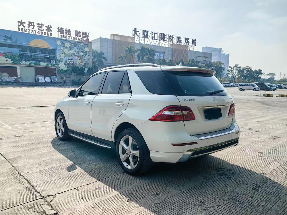 Mercedes-Benz Mercedes-Benz M-Class