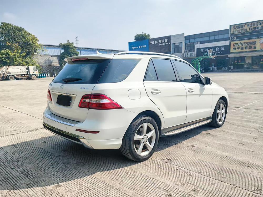 Mercedes-Benz Mercedes-Benz M-Class