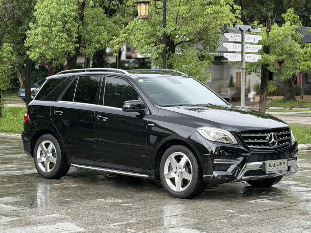 Mercedes-Benz Mercedes-Benz M-Class