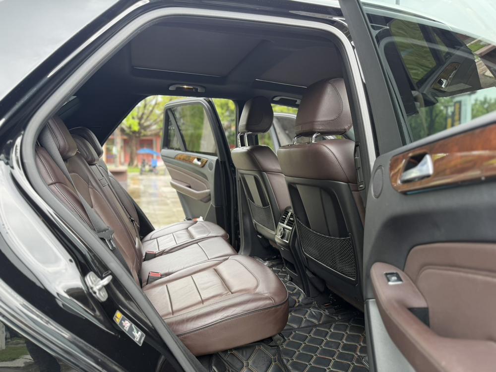 Mercedes-Benz Mercedes-Benz M-Class