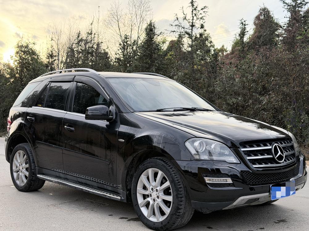 Mercedes-Benz Mercedes-Benz M-Class