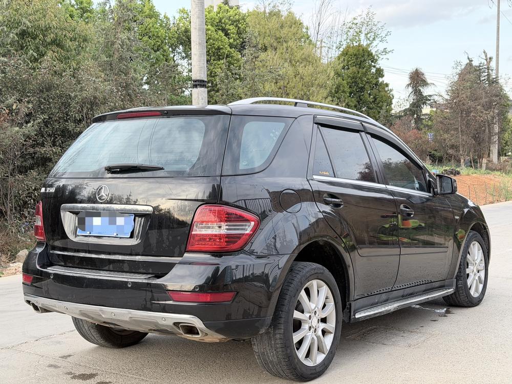 Mercedes-Benz Mercedes-Benz M-Class