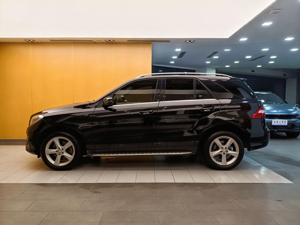 Mercedes-Benz Mercedes-Benz M-Class