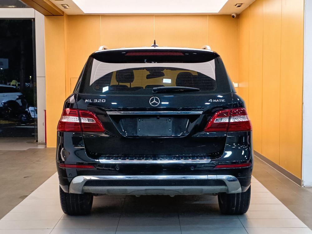 Mercedes-Benz Mercedes-Benz M-Class