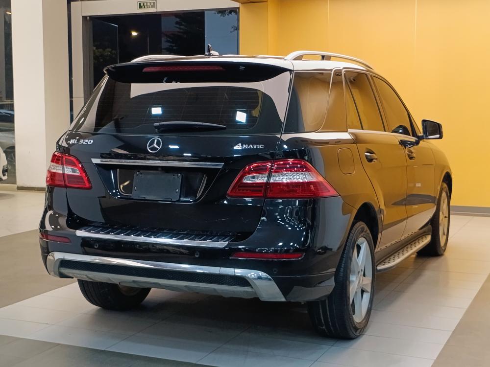 Mercedes-Benz Mercedes-Benz M-Class