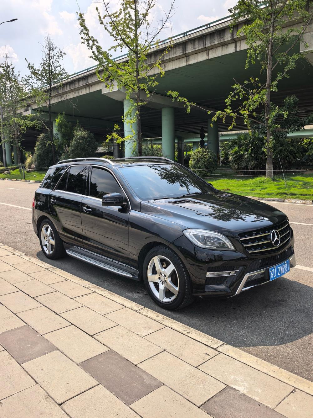 Mercedes-Benz Mercedes-Benz M-Class