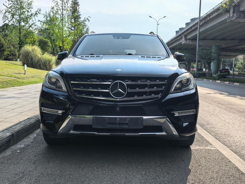 Mercedes-Benz Mercedes-Benz M-Class