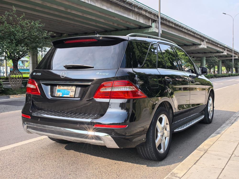 Mercedes-Benz Mercedes-Benz M-Class