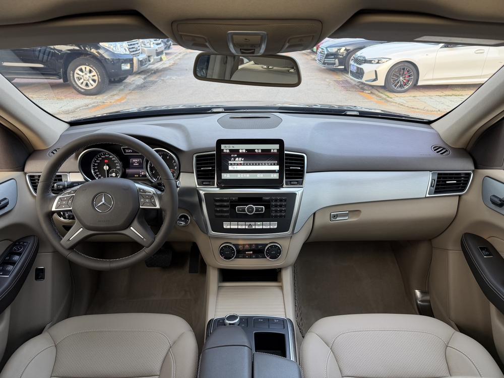Mercedes-Benz Mercedes-Benz M-Class