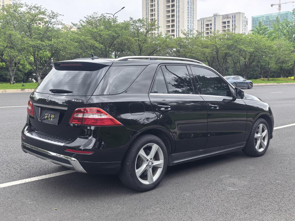 Mercedes-Benz Mercedes-Benz M-Class