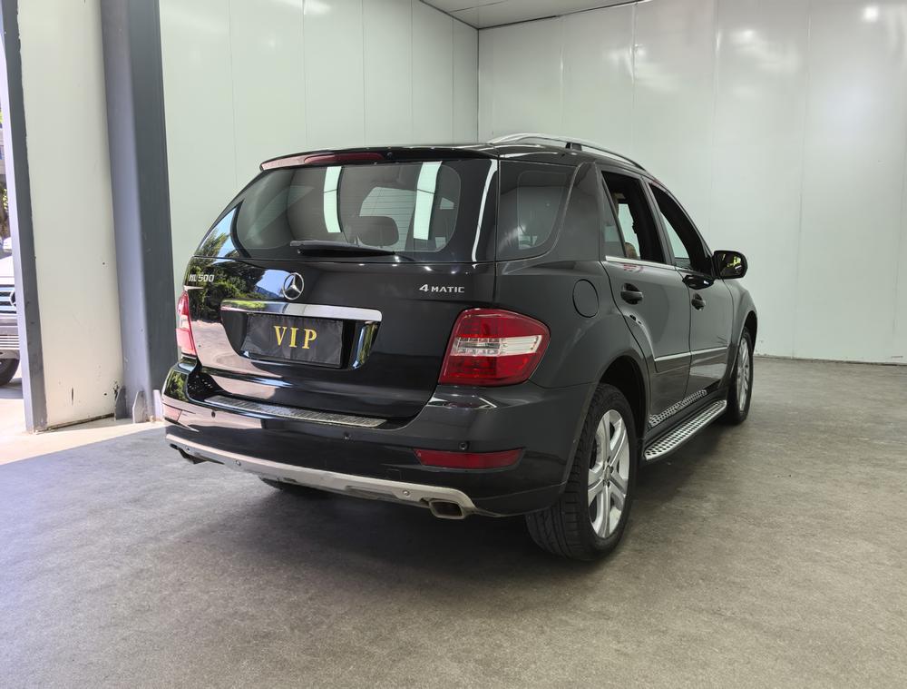Mercedes-Benz Mercedes-Benz M-Class