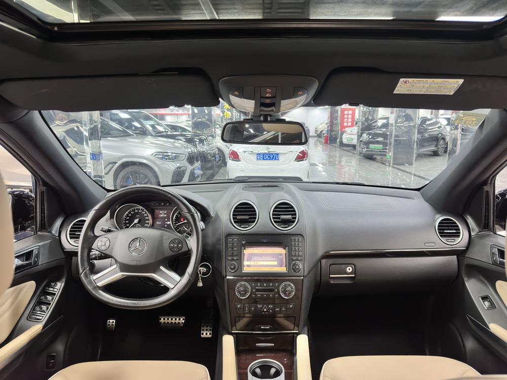 Mercedes-Benz Mercedes-Benz M-Class